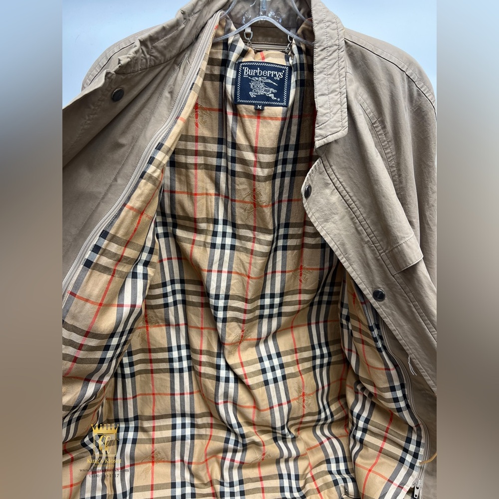 Burberry Jacket With Removable Insert - image 5